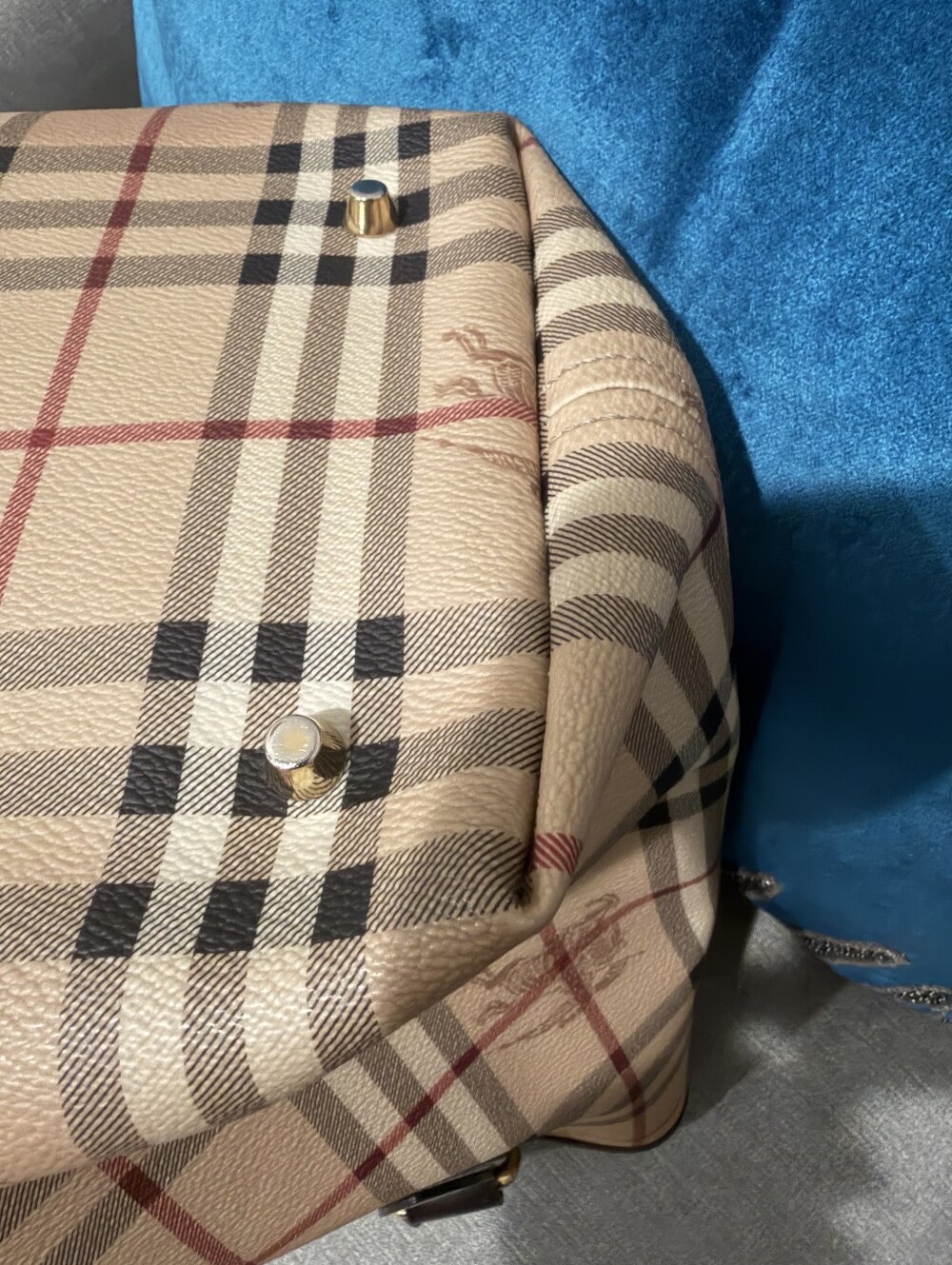 Vintage Burberry Haymarket Check Plaid Shoulder Tote W/Dk Brown Leather Straps - Picture 13 of 16